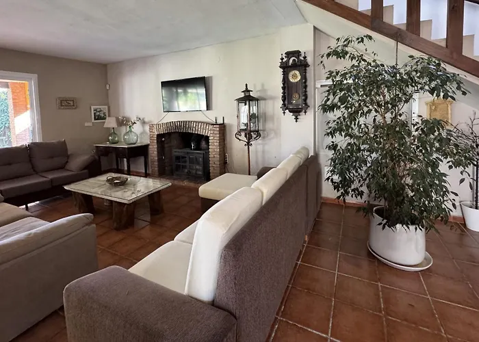 Villa Cornalvo Mirandilla